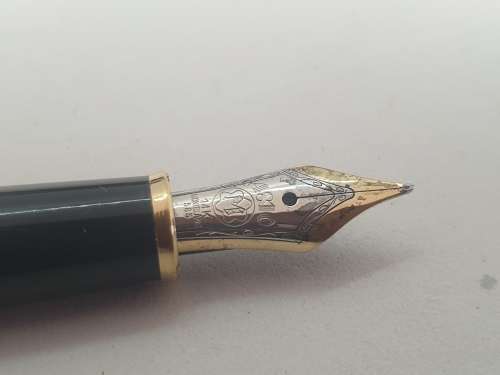 Montblanc Meisterstuck Fountain Pen, 14k Nib, 4810, 585, +Montblanc Ball pen + 2 Bottles of INK + 2