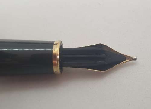 Montblanc Meisterstuck Fountain Pen, 14k Nib, 4810, 585, +Montblanc Ball pen + 2 Bottles of INK + 2