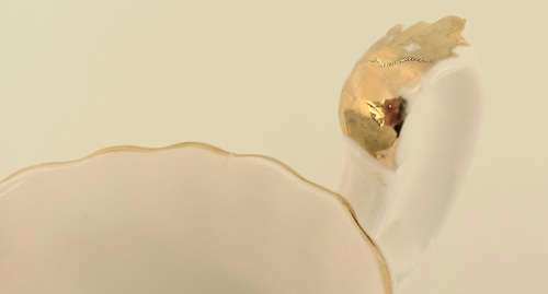 Vintage Royal Albert Val D`or -Creamer (Damaged- Cracked and small chip) 110x120x80mm