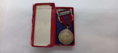 The Queen Elizabeth II-2 June 1953-Coronation Medal -SILVER 29 Gram -Boxed