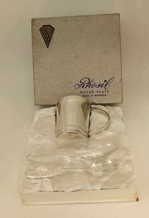 RARE !!! Vintage RHOSIL Silver Plate Cup spoon and Fork Gift set  Made in RHODESIA in original Box