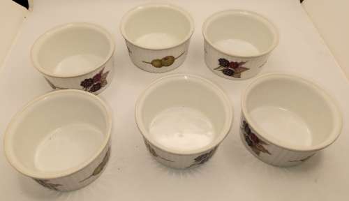 6 Royal Worcester Evesham Flameproof Porcelain Tableware Casserole Dishes - still in Box
