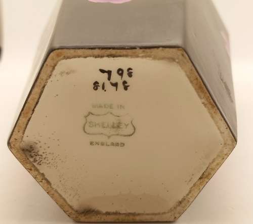 Antique Vintage SHELLY Black Vase Made in England 185x90mm - repaired