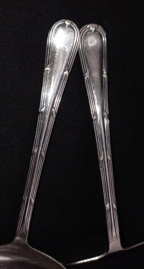 Vintage Yeoman Plate EPNS Child`s Spoon and Pusher set