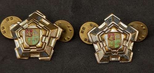 2 Castle rank badges of old South African Defense Force i.e. rank of Major 25x27mm