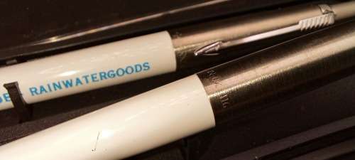 1990 Parker Pen and Pencil set (Branded) Ink is 0k- in good Condition in case