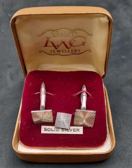 Vintage Solid Silver Cufflink and Tie Clip set Hallmarked London 10.34g in Boxed