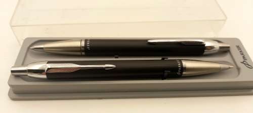 Parker Ballpen and Pencil set in Parker Case - Ink still ok ..look unused