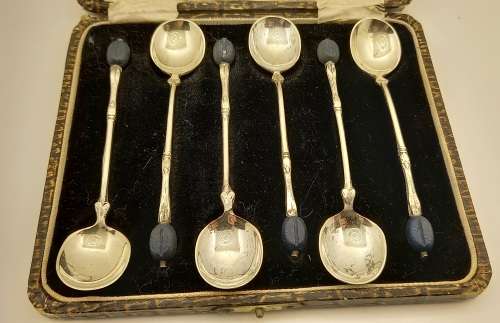 Antique or Vintage Silver Plate Coffee Bean Spoons EPNS made in England -Boxed 115mm