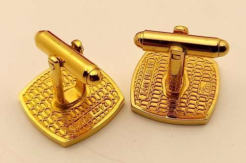 a Pair of Vintage 24kt Gold Plated VOLKSKAS BANK Cufflinks in Bag