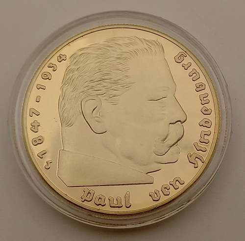 1938 German Paul Von 5 Reich 24k Gold plated Collector Coin in capsule