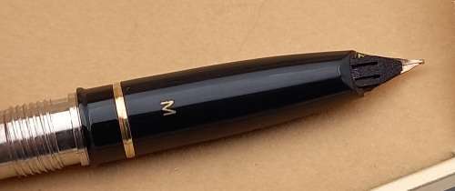 Vintage Sheaffer Targa 1003 Fountain Pen In Case 14kt Gold Medium nib