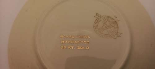 Vintage saucer The Paden City Pottery U.S.A Royal China warranted 22 Kt Gold trim