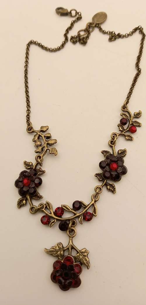 Vintage Designers Necklace by Michal Negrin -Not Origanal case. Unknown stones (Needs polishing