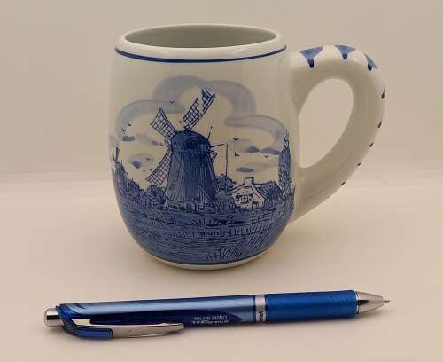 DelftsBlauw  Hand painted Cup Made in Holland 117x135x95mm