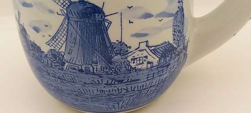 DelftsBlauw  Hand painted Cup Made in Holland 117x135x95mm