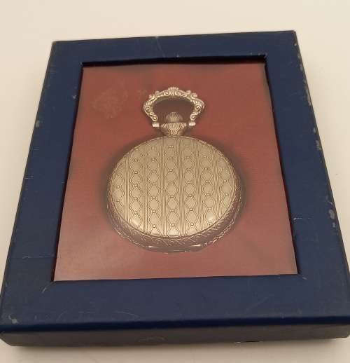 Vintage style Quartz Pocket watch from the Hachette pocket watch collection -Working