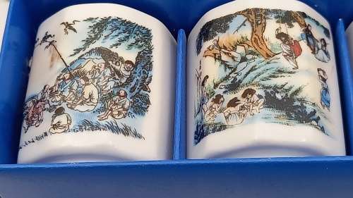 5 Korean Shot Glasses In Box 50X42mm