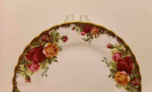 Vintage Royal Albert "OLD COUNTRY ROSES"  Side Plate 161mm