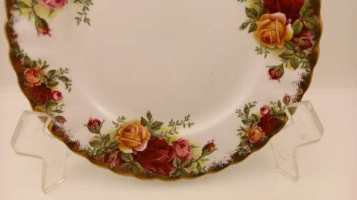 Vintage Royal Albert "OLD COUNTRY ROSES"  Side Plate 161mm