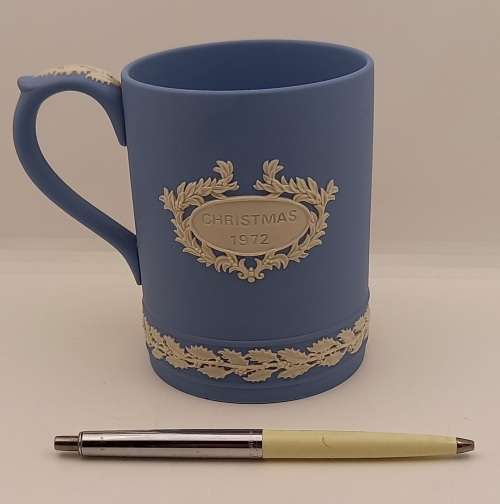 Vintage Blue `Wedgwood` Jasperware Jug (St Pauls Cathedral) Christmas 1972