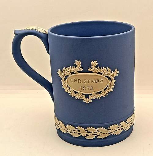 Vintage Blue `Wedgwood` Jasperware Jug (St Pauls Cathedral) Christmas 1972