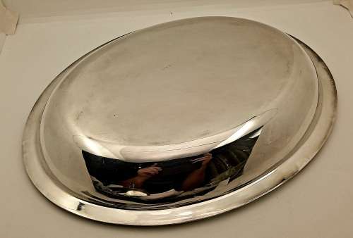 Vintage Silver Plated Tureen with removable Butlers Key (Plating very Good)