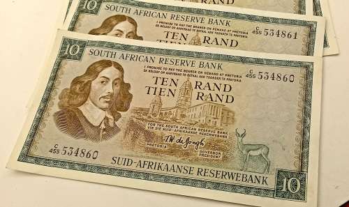 9 x 1975-76 South Africa TW de Jongh  R10 Notes -UNCIRCULATED with consecutive numbers
