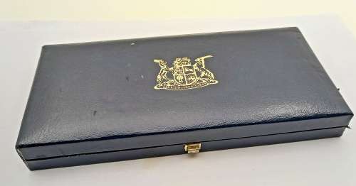 1986 S.A Mint Proof Coin Set with Silver R1