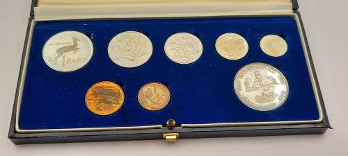 1986 S.A Mint Proof Coin Set with Silver R1