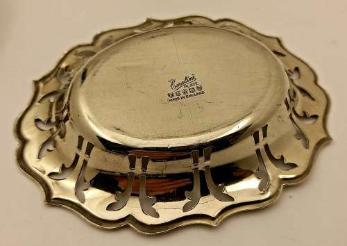 4 Vintage EPNS silver plated Items - 3 Trays and Goblet with the Star of David Engraved