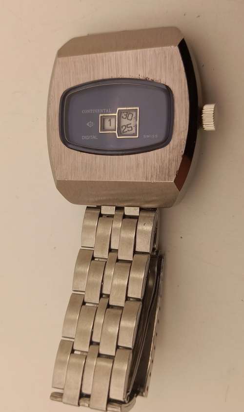 Pre-owned Vintage 1970's Continental Swiss Mechanical watch with digital display -working with case