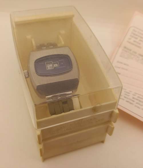 Pre-owned Vintage 1970's Continental Swiss Mechanical watch with digital display -working with case