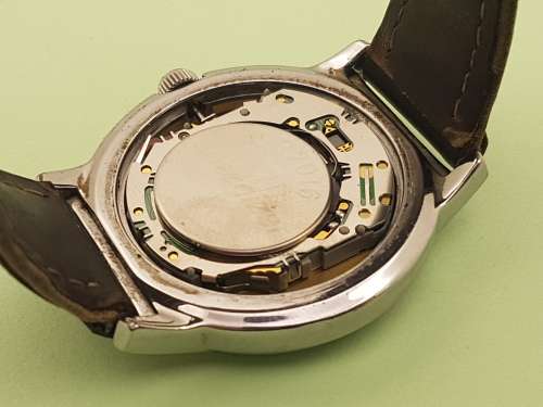 Pre-owned Mens Timex Indiglo WR50M Quarts watch - Working -Leather Strap