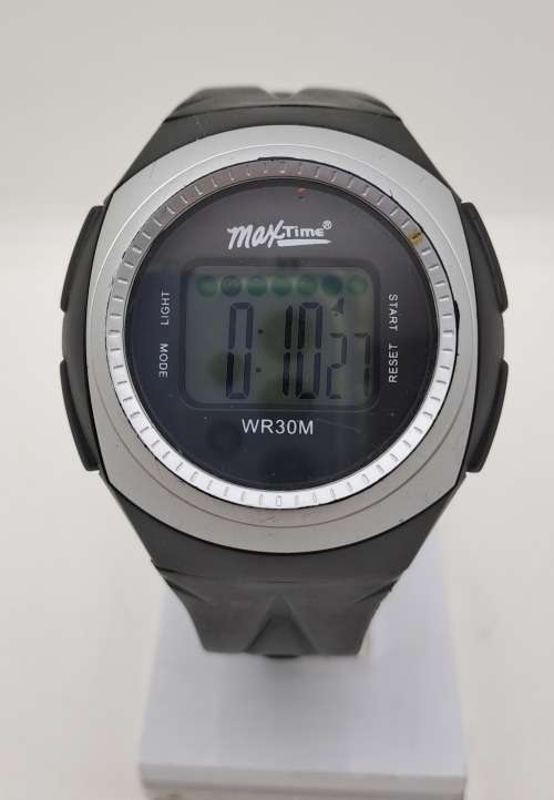 Pre-owned MaxTime WR30m Quartz Watch -Working -New Battery -Rubber Band