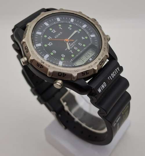 Pre-owned ASHKA Quartz Watch Digital & Analogue-Japan -Working -New Battery Rubber Band