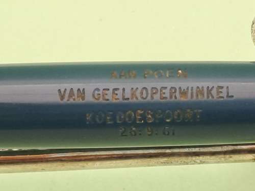 Vintage 1961 Parker 51 Fountain pen with squeeze Converter -engraved on Barrel Geelkoperwinkel