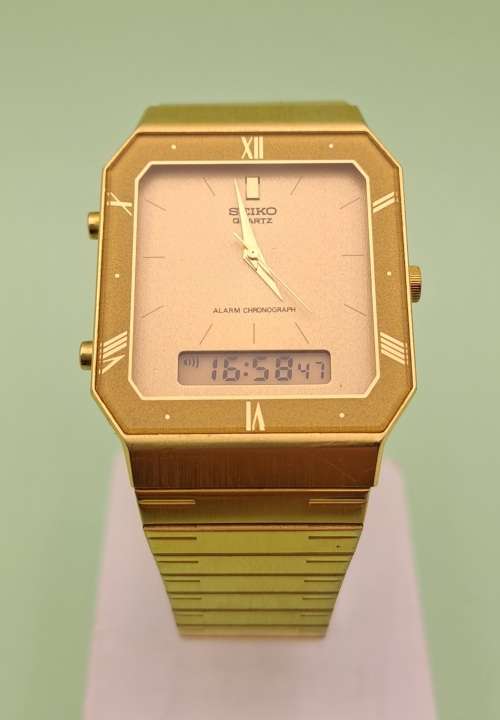 Pre-owned 1986 Seiko H601-5150 Analogue/Digital Alarm Chronograph Quarts watch -working