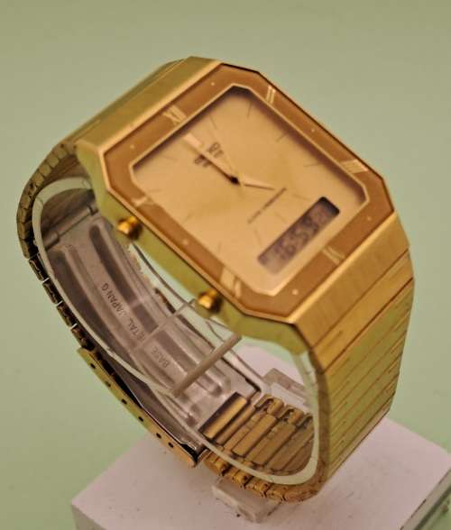 Pre-owned 1986 Seiko H601-5150 Analogue/Digital Alarm Chronograph Quarts watch -working