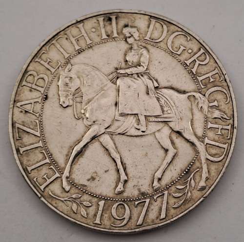 1977 U.K 25 New Pence Commemorative issue Queen Elizabeth II