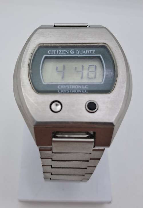 Pre-owned Vintage Citizen CRYSTRON LC Quartz watch -working with new battery