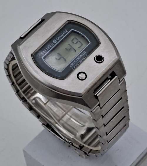 Pre-owned Vintage Citizen CRYSTRON LC Quartz watch -working with new battery