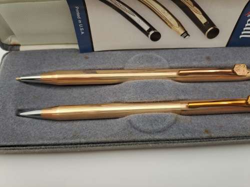 Vintage QUILL 1/20 14KT Gold filled pen and Pencil set in Case -USA- Standard bank Branded