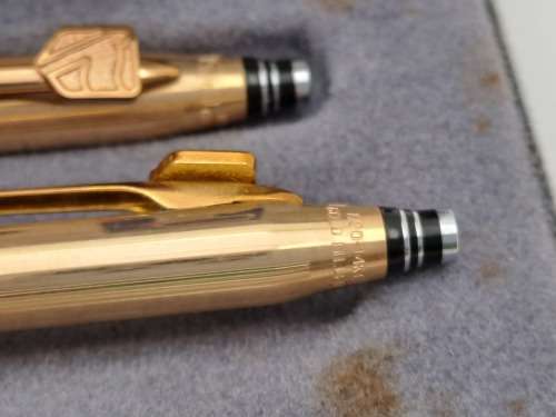 Vintage QUILL 1/20 14KT Gold filled pen and Pencil set in Case -USA- Standard bank Branded