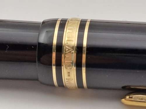 Vintage Mont Blanc Fountain Pen with 4810 -14kt Gold nib serial LC100702