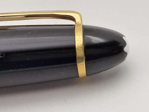 Vintage Mont Blanc Fountain Pen with 4810 -14kt Gold nib serial LC100702