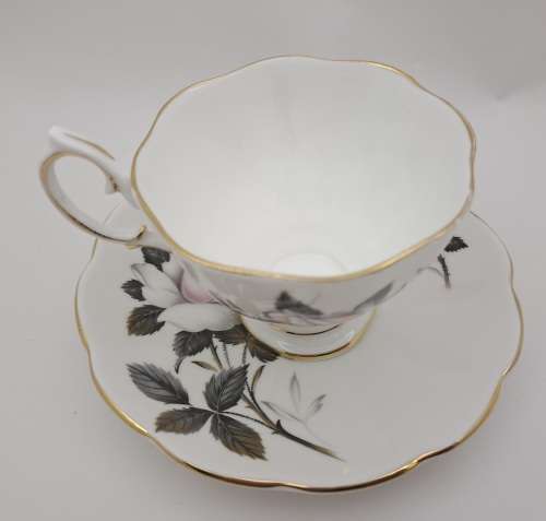 Vintage Royal Albert `Queens Messenger ` Coffee Duo