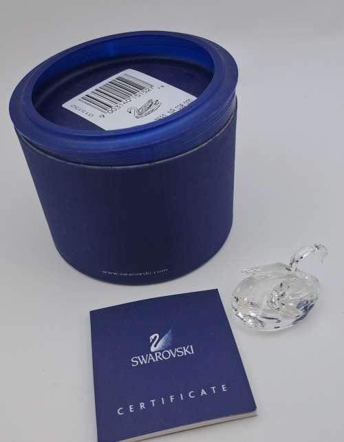 Swarovski Silver Crystal Swan 7633 NR 038 000 (Boxed with certificate) 30x36x25mm