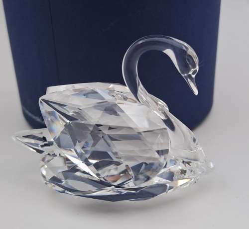 Swarovski Crystal Swan 7633 NR 050 000 (Boxed ) 43x58mm-made in Austria