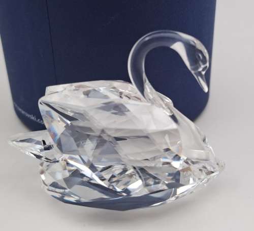 Swarovski Crystal Swan 7633 NR 050 000 (Boxed ) 43x58mm-made in Austria